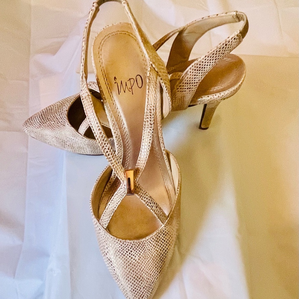 Impo Women's Tan Slingback Heels
